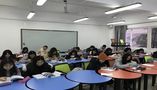 早读照片